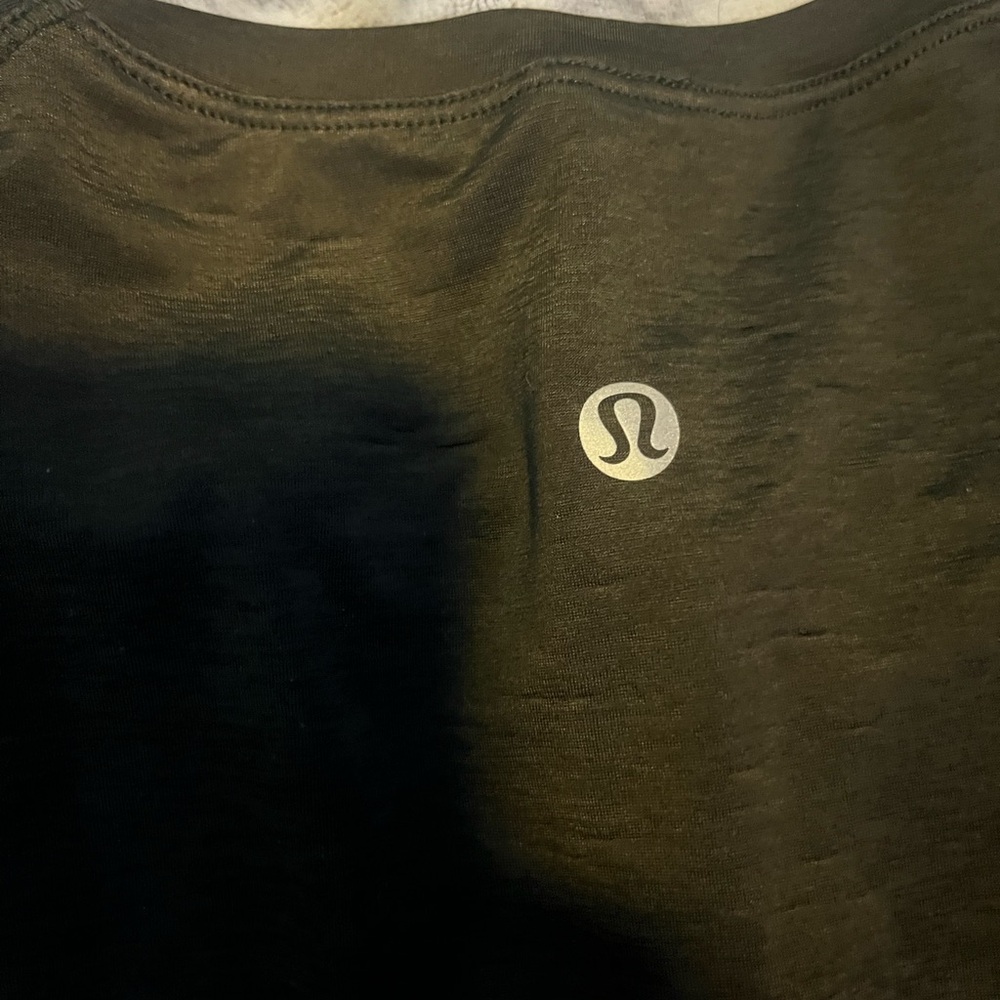lululemon athletica Black Short Sleeve Tee